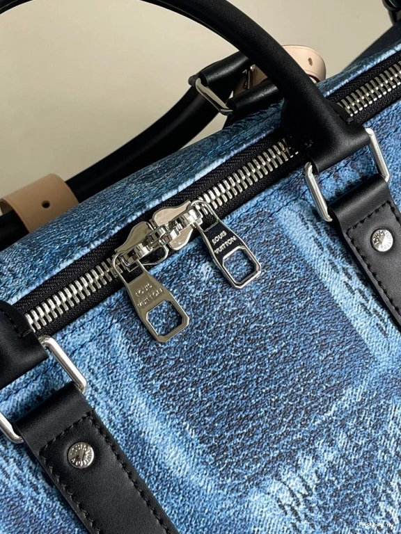First bag ru 50 BANDOULIÈRE KEEPALL LOUIS VUITTON 0816